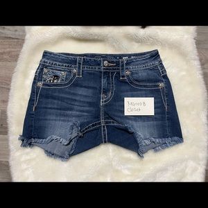 Miss me short sz 27